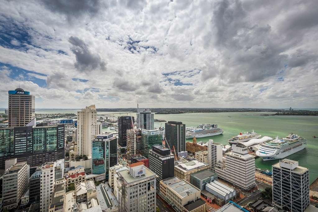 Auckland Harbour Suites Екстериор снимка