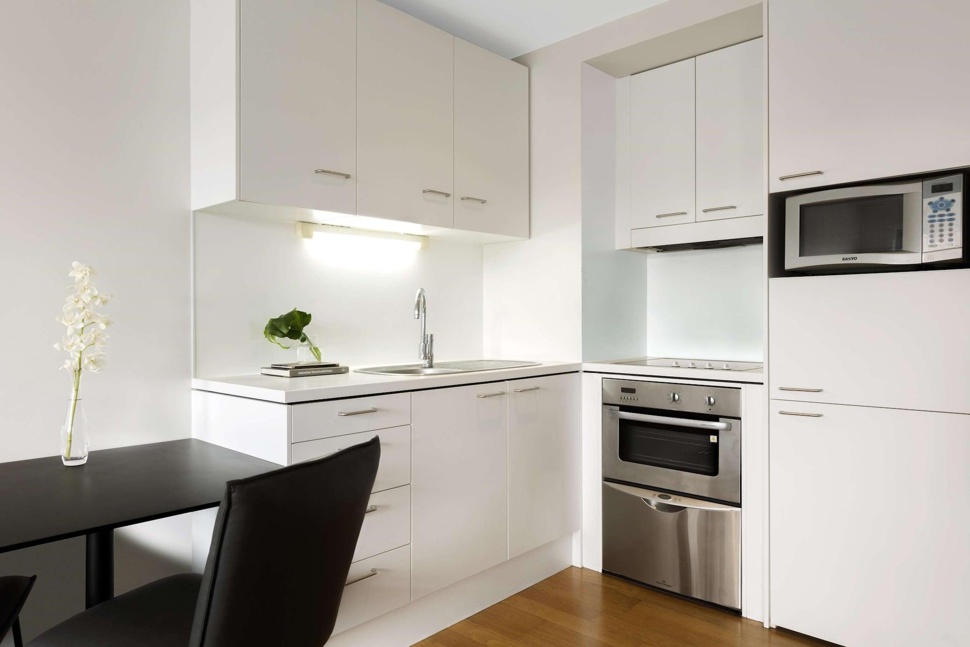 Auckland Harbour Suites Екстериор снимка