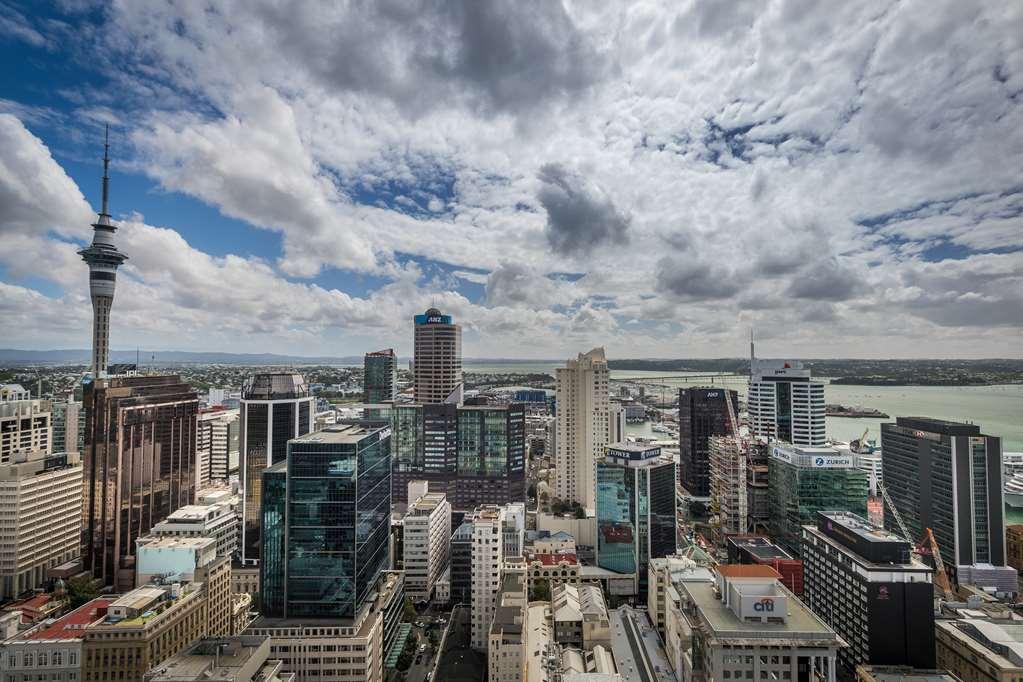 Auckland Harbour Suites Екстериор снимка